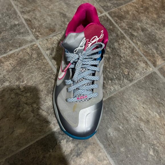 LeBron 9 main image 7